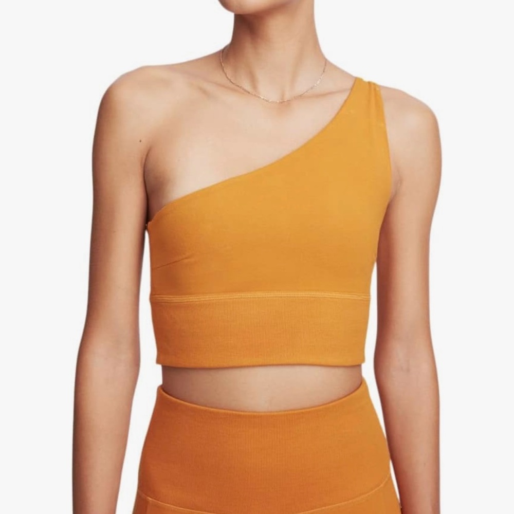 Bandier x Sincerely Jules One-Shoulder Orange Crop Top and Leggings